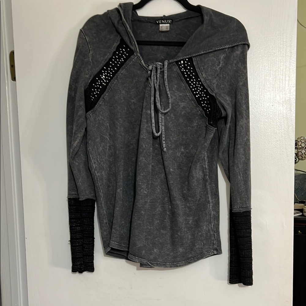 Venus Gray Hooded Women's Top